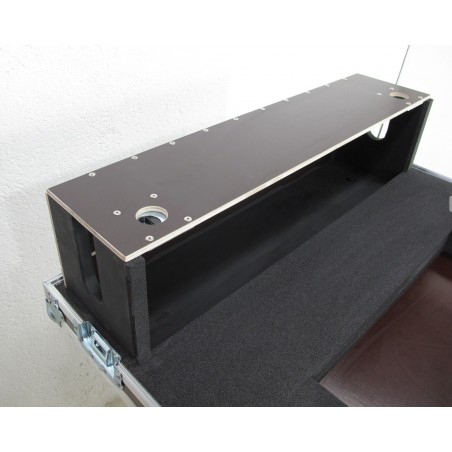 Flight Cases para Yamaha QL5 Ruedas